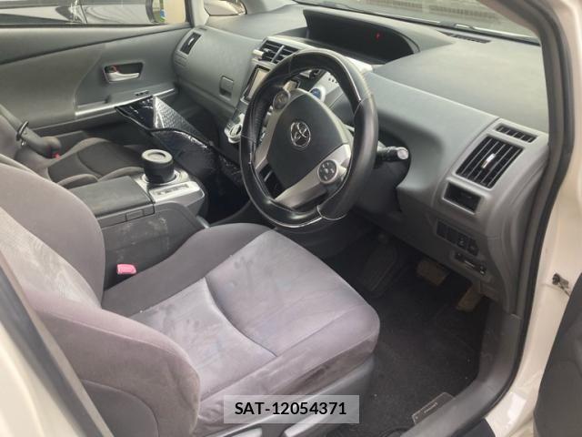 Toyota PRIUS ALPHA 2013-07 8368240-9