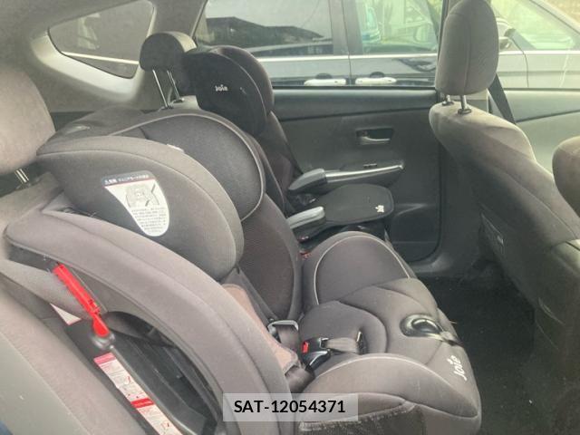 Toyota PRIUS ALPHA 2013-07 8368240-13