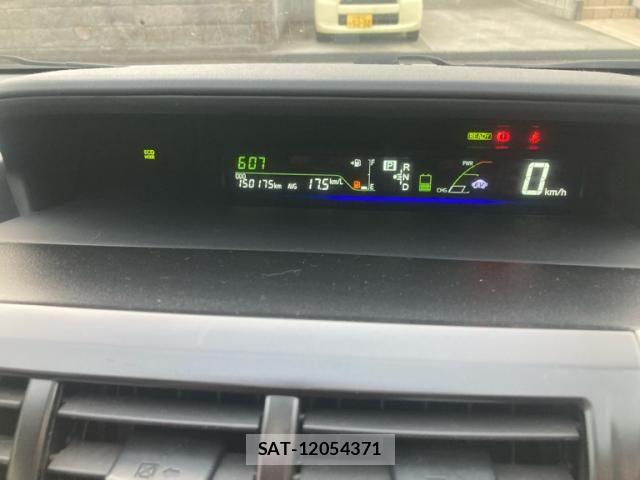 Toyota PRIUS ALPHA 2013-07 8368240-18