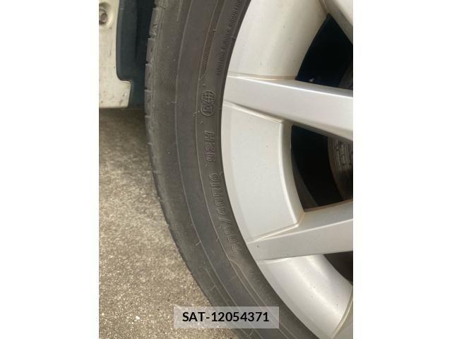 Toyota PRIUS ALPHA 2013-07 8368240-7