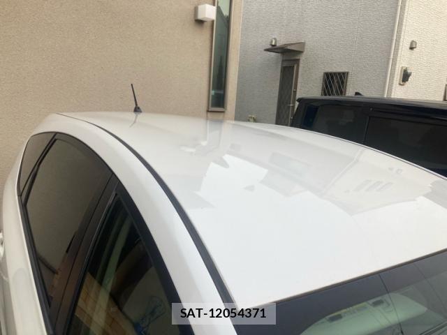 Toyota PRIUS ALPHA 2013-07 8368240-8