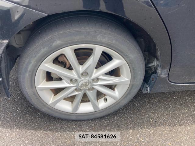 Toyota PRIUS ALPHA 2012-07 8368238-11