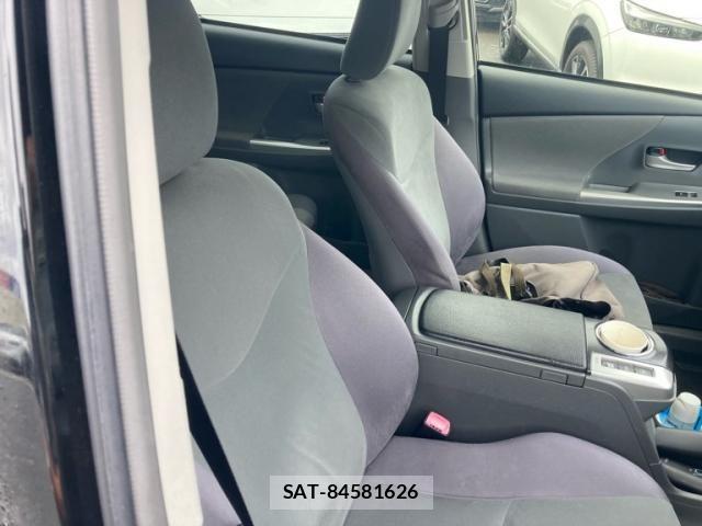 Toyota PRIUS ALPHA 2012-07 8368238-16