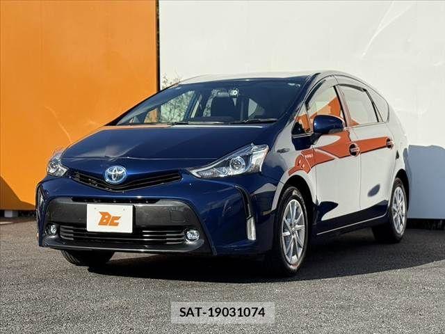 Toyota PRIUS ALPHA 2017-10 8368228-9