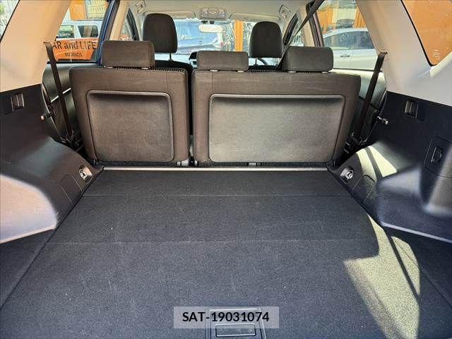 Toyota PRIUS ALPHA 2017-10 8368228-18