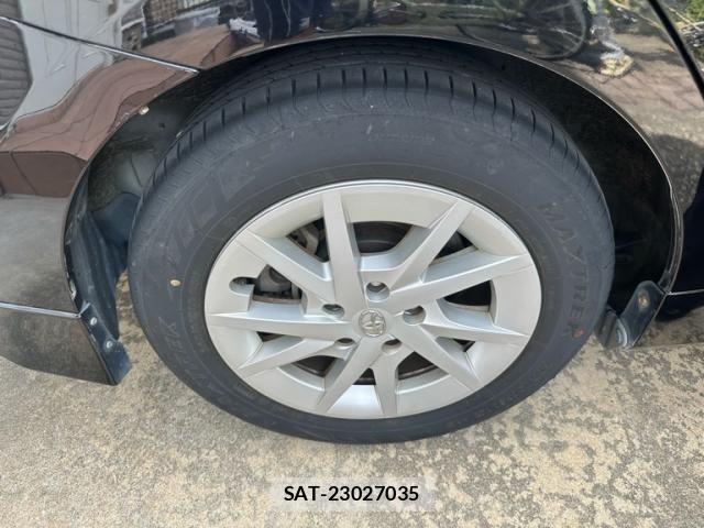 Toyota PRIUS ALPHA 2015-05 8368232-1