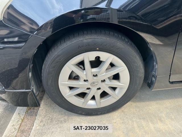 Toyota PRIUS ALPHA 2015-05 8368232-3