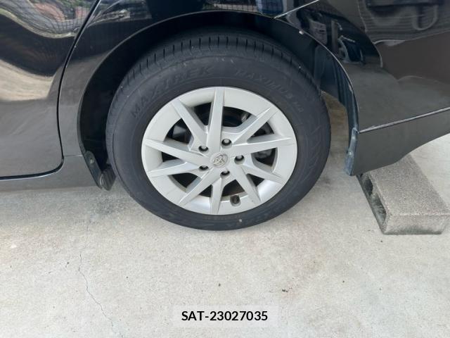 Toyota PRIUS ALPHA 2015-05 8368232-4