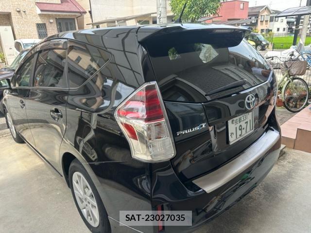 Toyota PRIUS ALPHA 2015-05 8368232-5