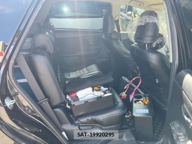 Toyota PRIUS ALPHA 2016-02 8368227-16