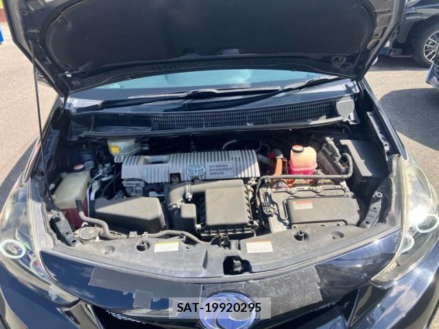 Toyota PRIUS ALPHA 2016-02 8368227-26