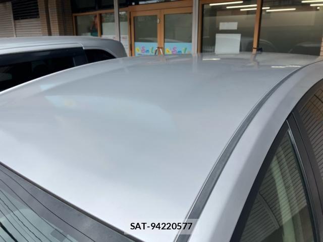 Toyota PRIUS ALPHA 2012-01 8368237-10