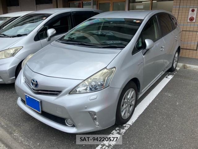 Toyota PRIUS ALPHA 2012-01 8368237-1