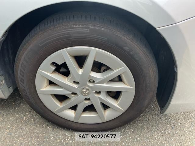 Toyota PRIUS ALPHA 2012-01 8368237-6