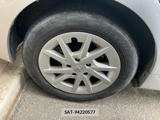 Toyota PRIUS ALPHA 2012-01 8368237-7