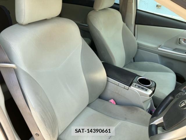 Toyota PRIUS ALPHA 2011-10 8372082-9