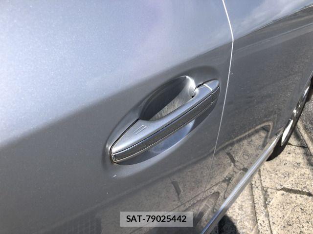 Toyota PRIUS ALPHA 2014-12 8372079-17