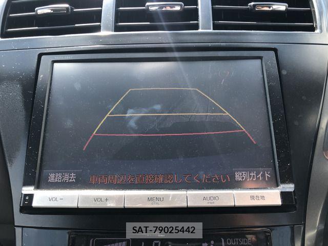 Toyota PRIUS ALPHA 2014-12 8372079-4