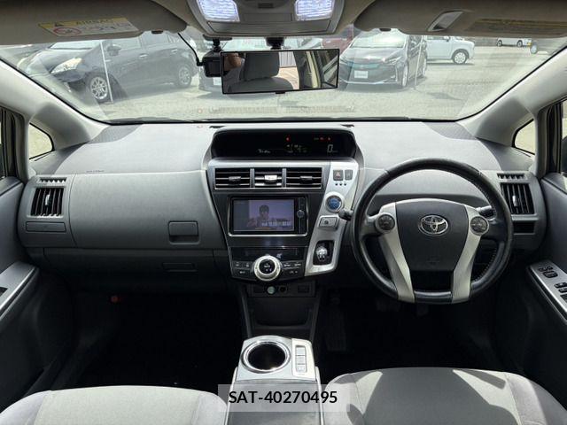 Toyota PRIUS ALPHA 2013-03 8372081-10