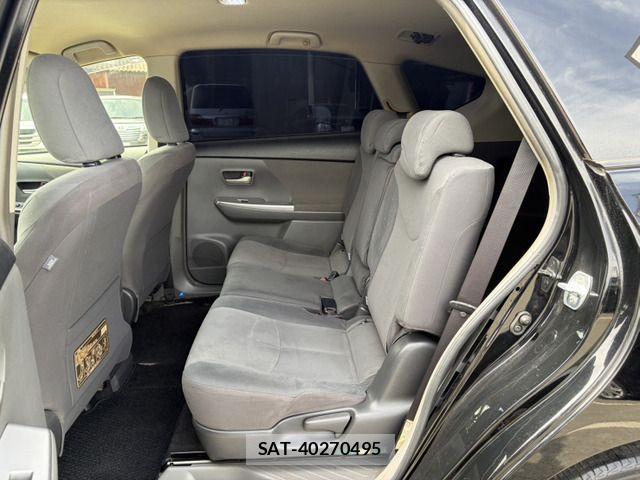 Toyota PRIUS ALPHA 2013-03 8372081-13