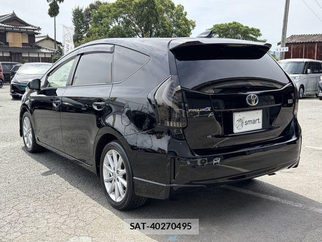 Toyota PRIUS ALPHA 2013-03 8372081-7