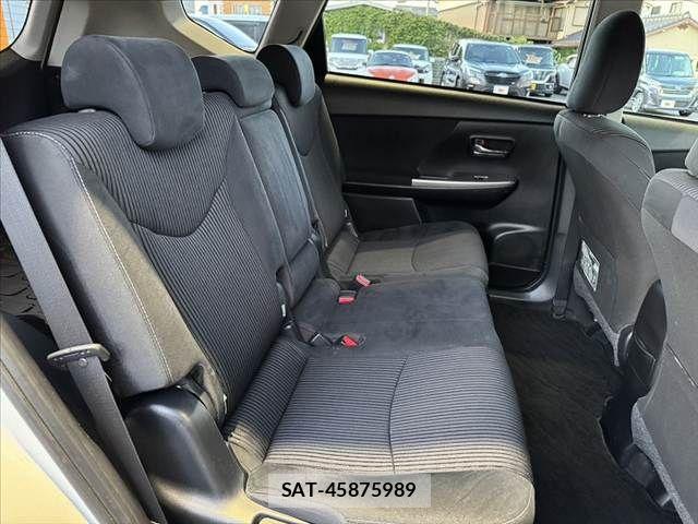 Toyota PRIUS ALPHA 2020-09 8372078-27