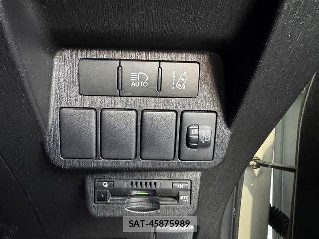 Toyota PRIUS ALPHA 2020-09 8372078-4