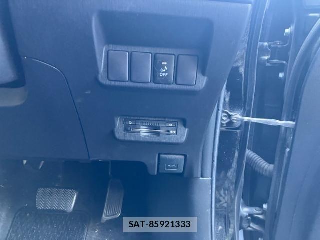 Toyota PRIUS ALPHA 2015-09 8372077-14
