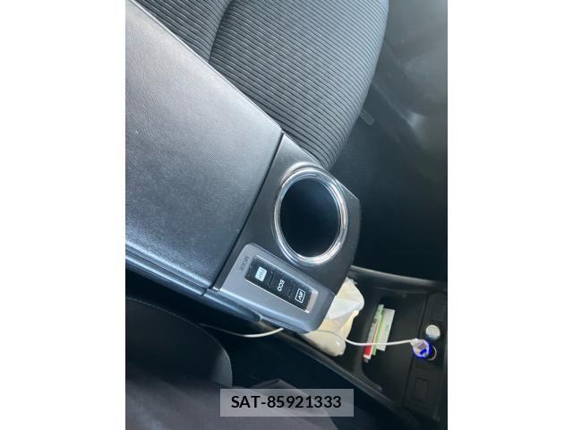 Toyota PRIUS ALPHA 2015-09 8372077-17