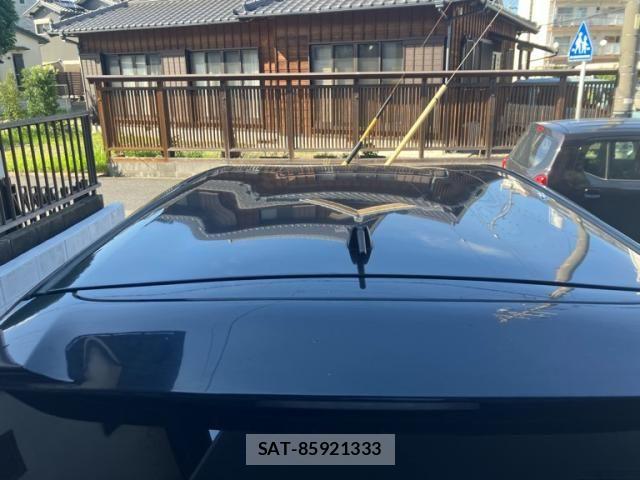 Toyota PRIUS ALPHA 2015-09 8372077-4