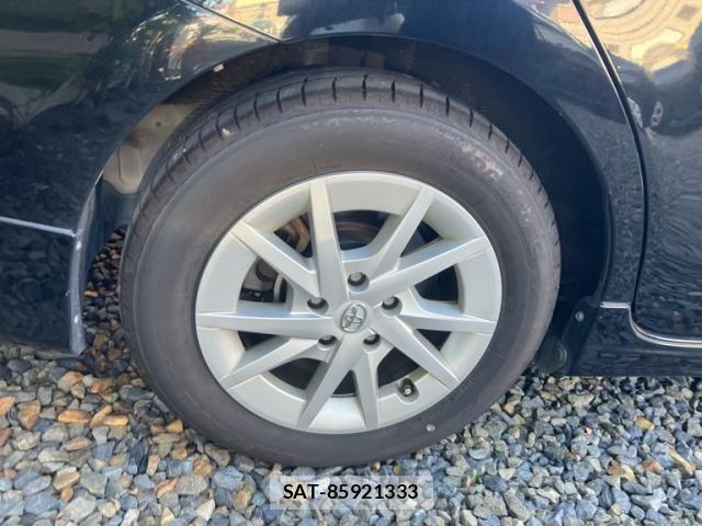 Toyota PRIUS ALPHA 2015-09 8372077-6