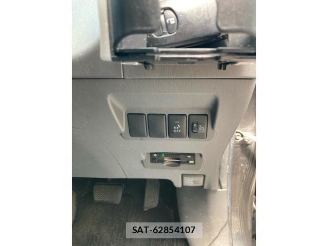 Toyota PRIUS ALPHA 2012-07 8372087-22