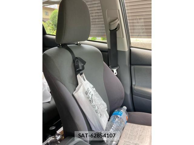 Toyota PRIUS ALPHA 2012-07 8372087-24