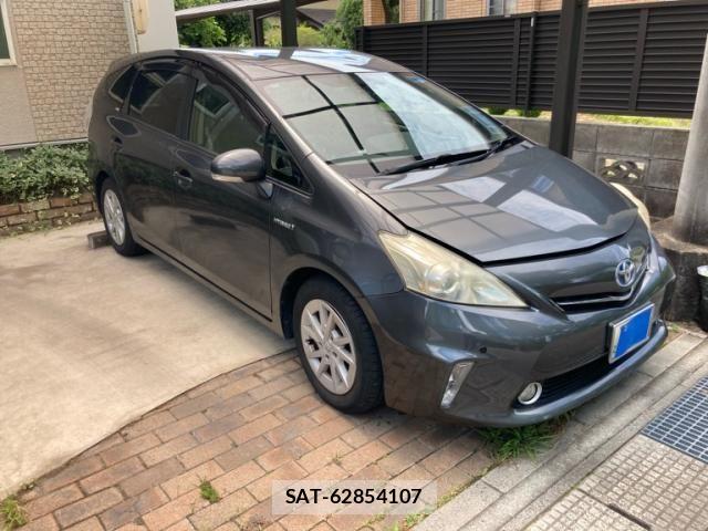 Toyota PRIUS ALPHA 2012-07 8372087-3