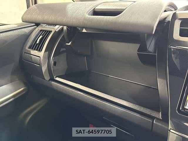 Toyota PRIUS ALPHA 2015-11 8414528-26