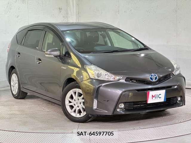 Toyota PRIUS ALPHA 2015-11 8414528-1