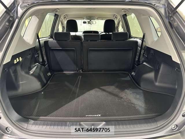 Toyota PRIUS ALPHA 2015-11 8414528-28