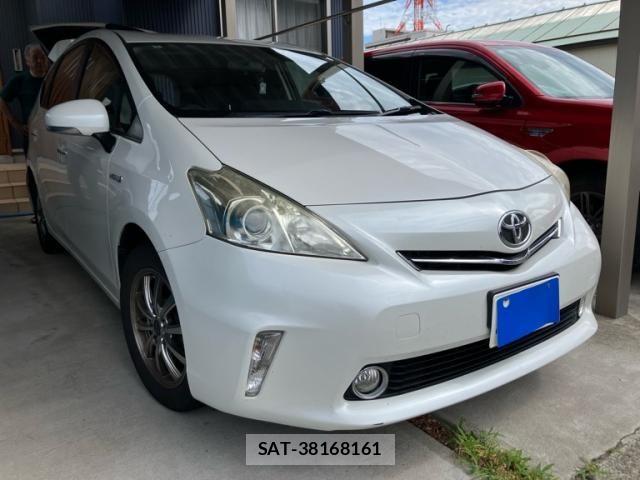 Toyota PRIUS ALPHA 2014-05 8414539-0