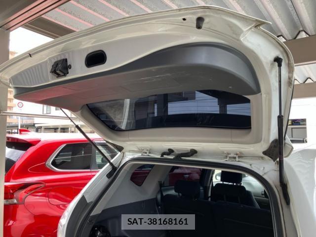 Toyota PRIUS ALPHA 2014-05 8414539-12