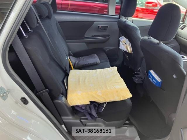 Toyota PRIUS ALPHA 2014-05 8414539-16