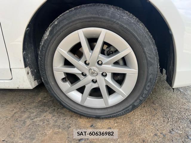 Toyota PRIUS ALPHA 2012-09 8414549-3