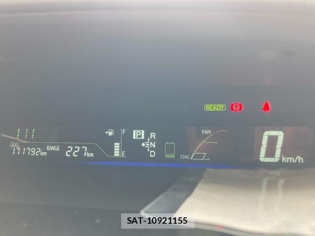 Toyota PRIUS ALPHA 2012-03 8414538-17