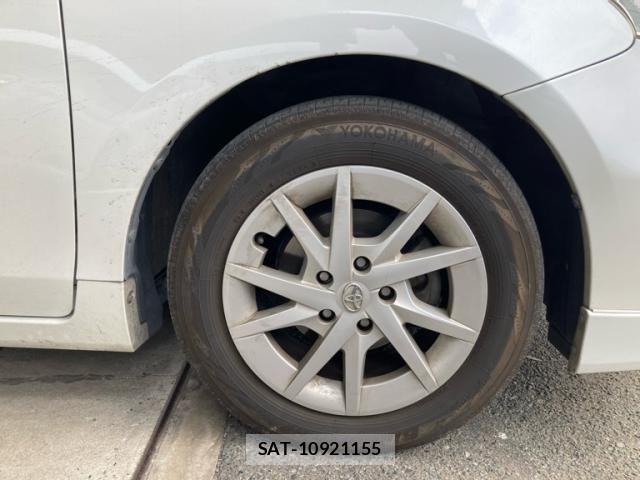 Toyota PRIUS ALPHA 2012-03 8414538-4