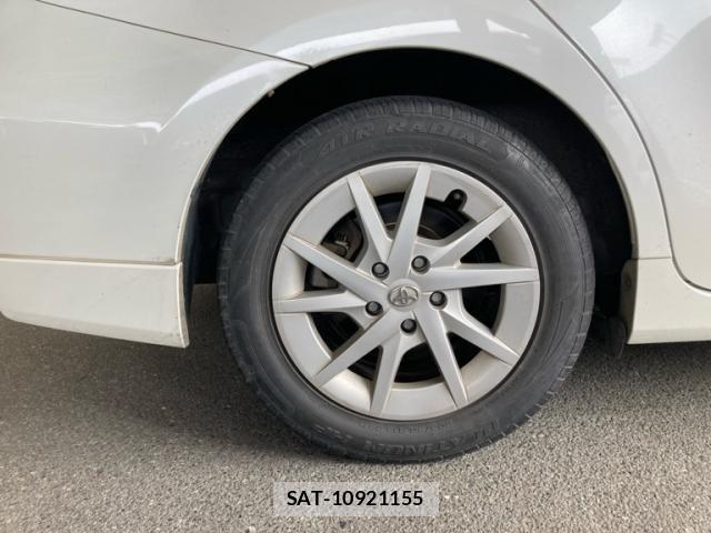 Toyota PRIUS ALPHA 2012-03 8414538-5