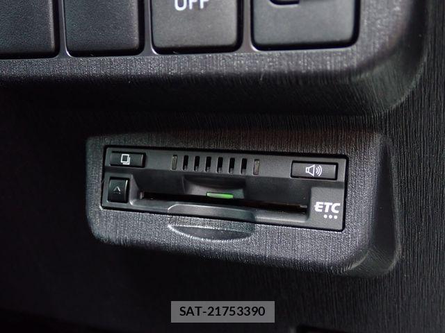 Toyota PRIUS ALPHA 2020-06 8414526-10