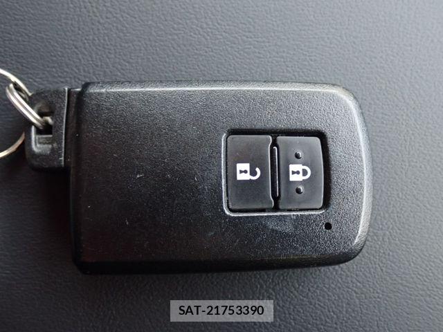 Toyota PRIUS ALPHA 2020-06 8414526-17