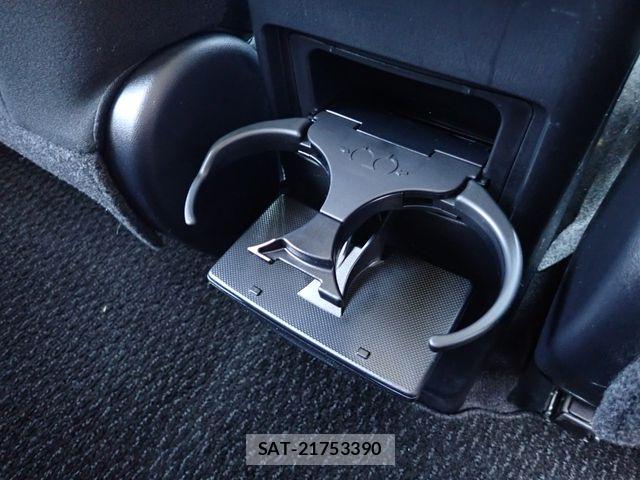 Toyota PRIUS ALPHA 2020-06 8414526-25