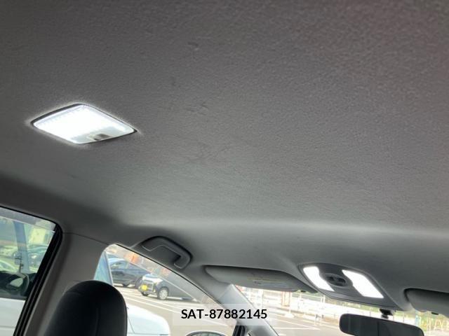 Toyota PRIUS ALPHA 2011-08 8414537-10