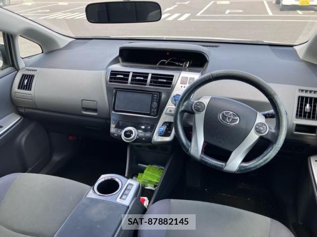 Toyota PRIUS ALPHA 2011-08 8414537-11