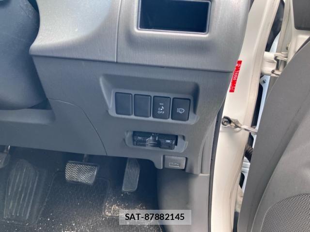 Toyota PRIUS ALPHA 2011-08 8414537-15